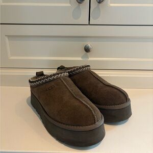 UGG Tazz II Women’s Platform